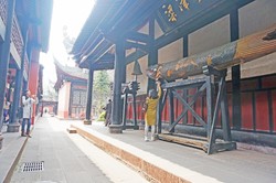 Chengdu Lazybones Hostel - The nearby Wenshu monastery
